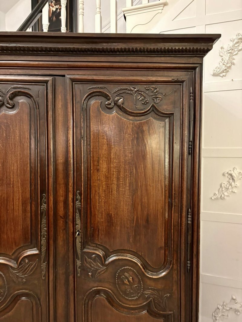 Magnificent Quality Late 17th Century Antique French Provincial Oak Armoire